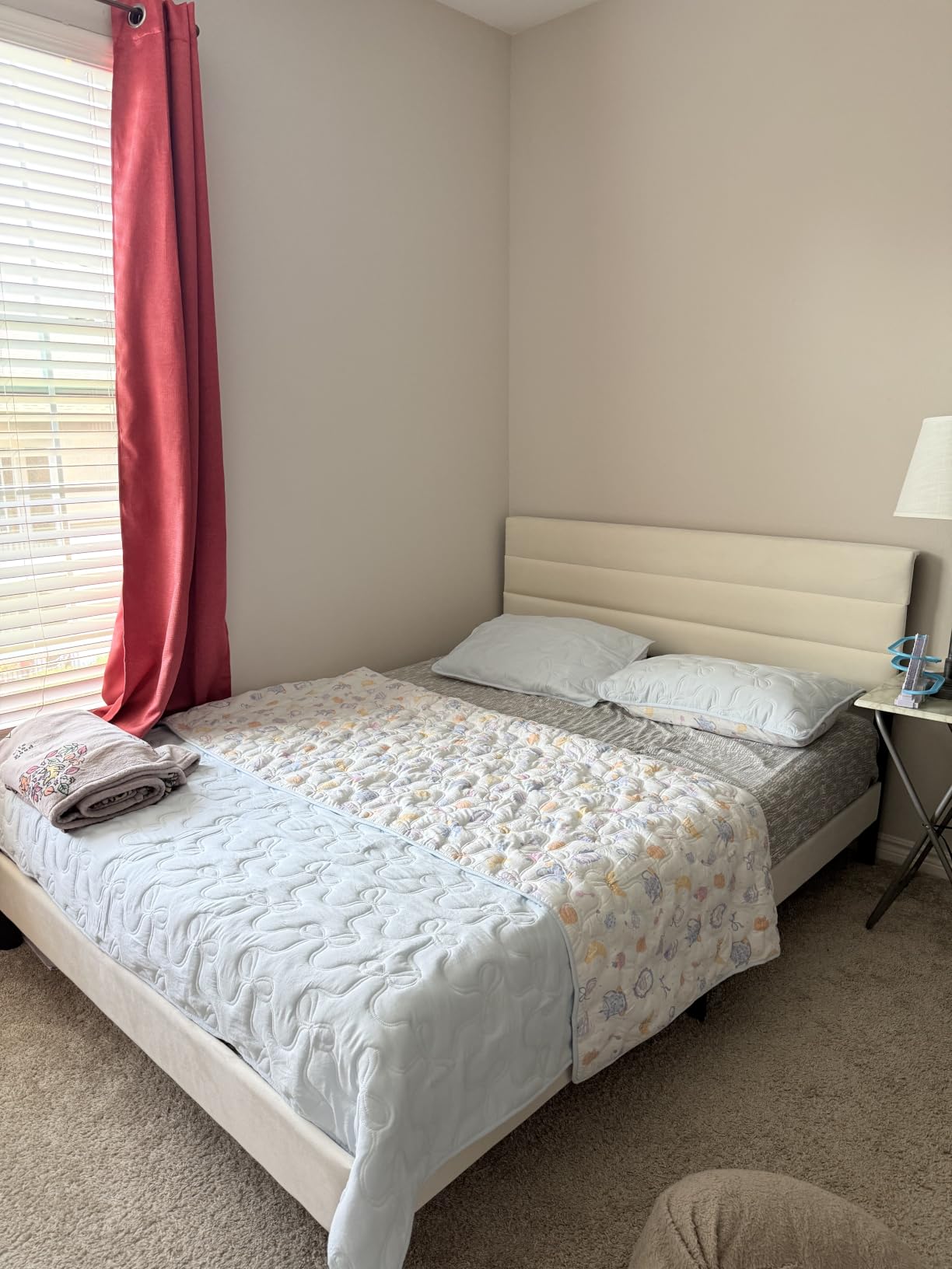 Fluest King Size Bed Frame, Platform Bed Frame with Velvet Upholstered Headboard, No Box Spring Needed, Sturdy Metal Support, Noise Free, Easy Assembly, Beige customer photo 2