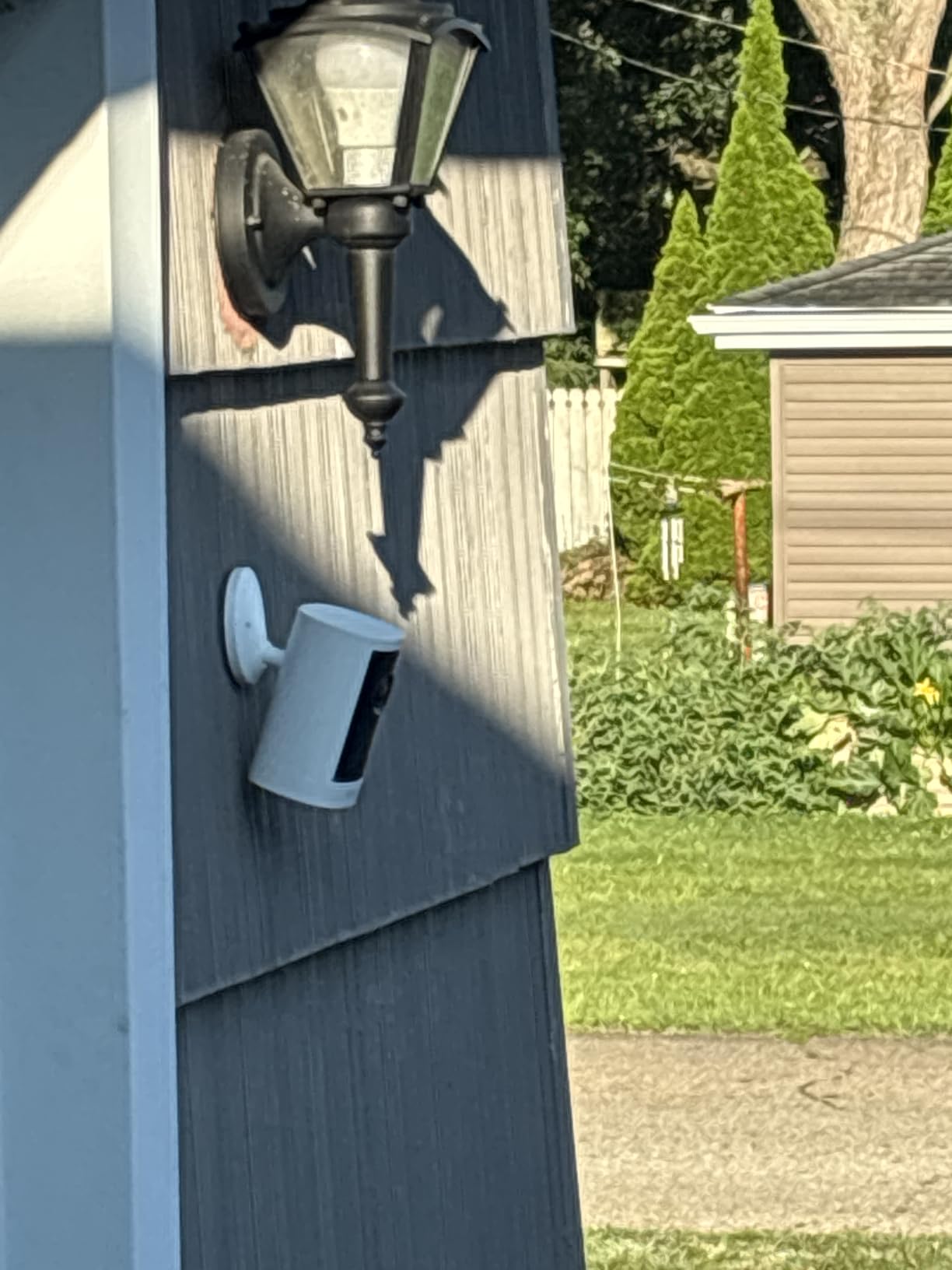 Ring Outdoor Cam 2K (newest model), Battery, Home or business security, Wide-Angle Retinal 2K Video, 6x Enhanced Zoom, Night Vision, White customer photo 1