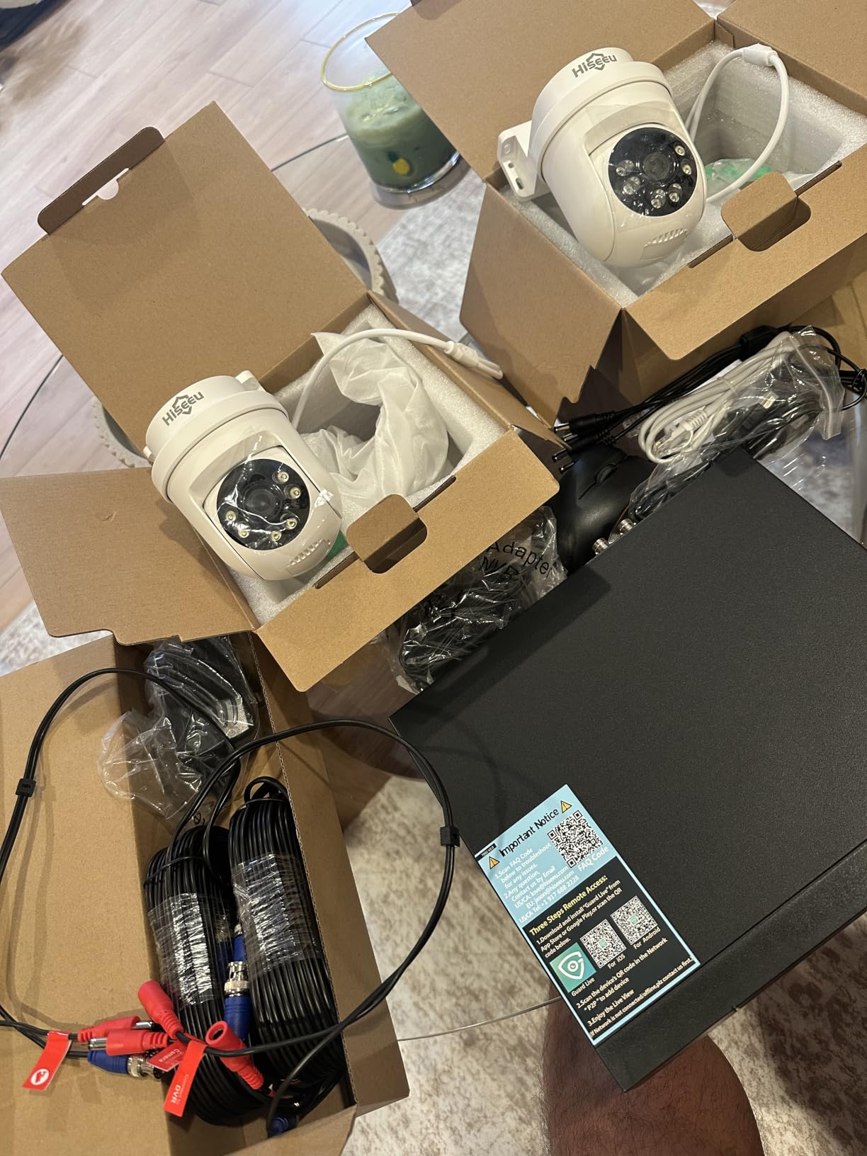 Hiseeu 4K PTZ Wired Security Camera System with 8 x 8MP CCTV Cameras customer photo 2