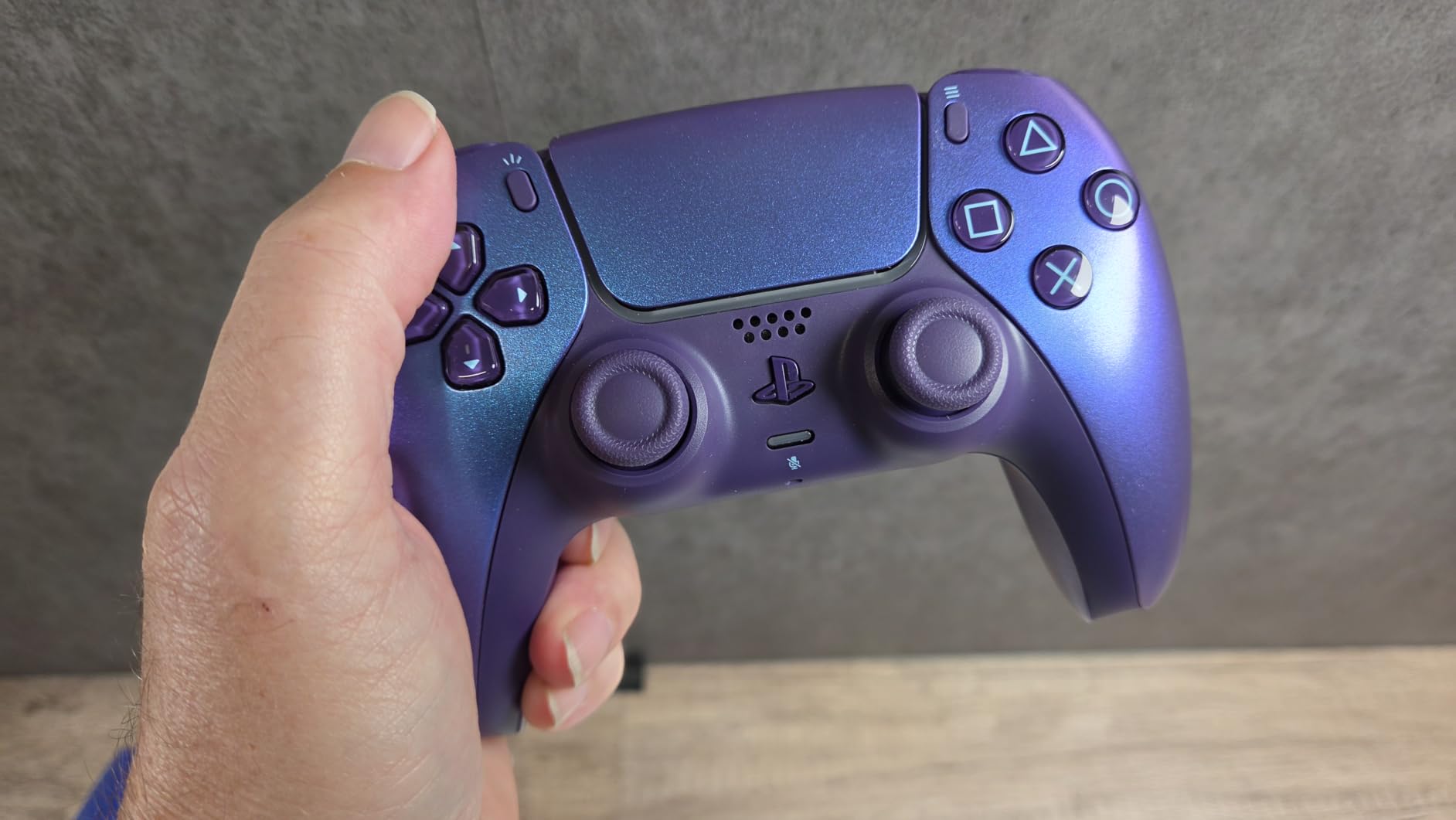 DualSense Wireless Controller customer photo 2