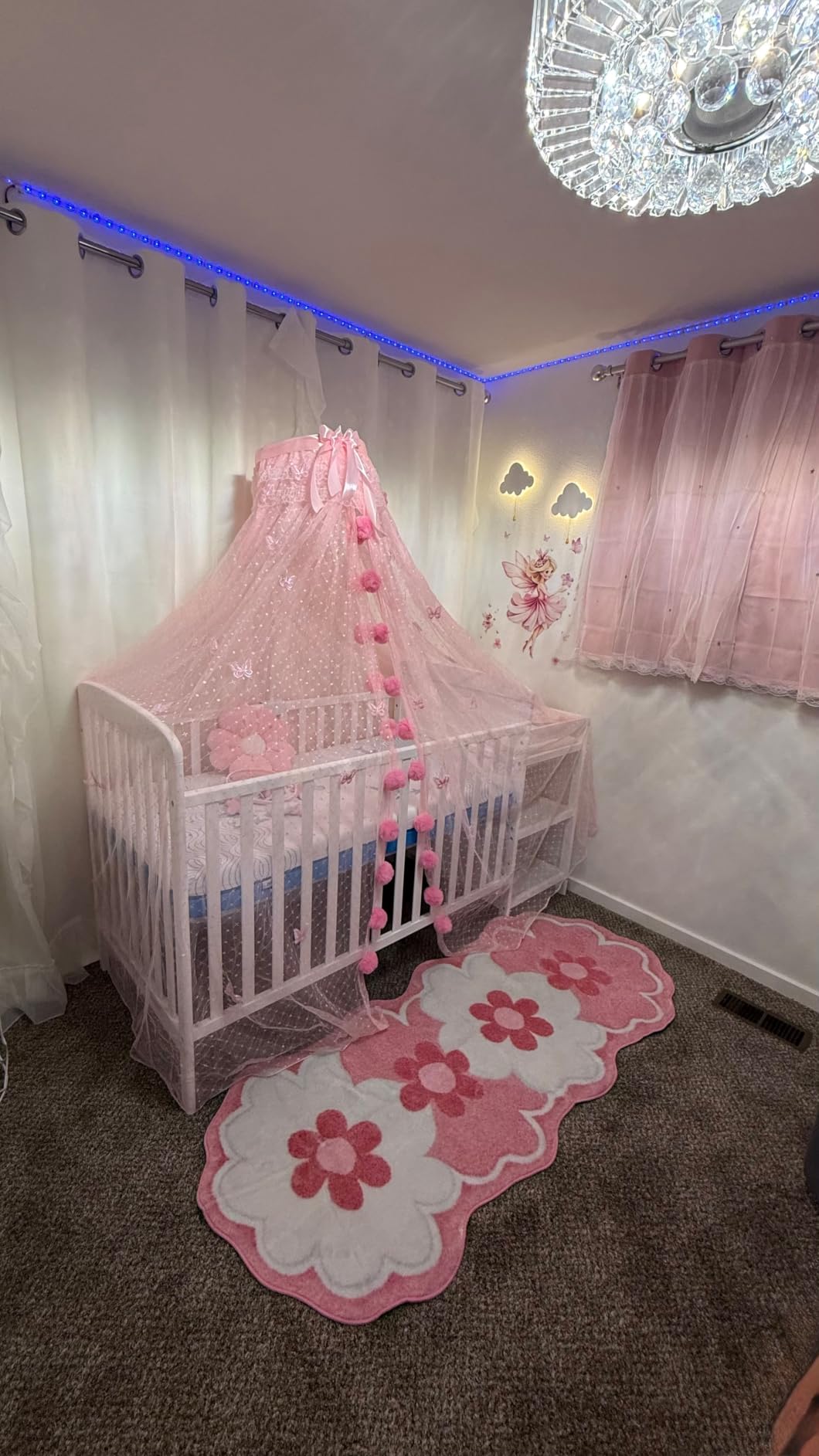 Dream On Me Synergy Classic Convertible Baby Crib, Changing Table, Meadow customer photo 1
