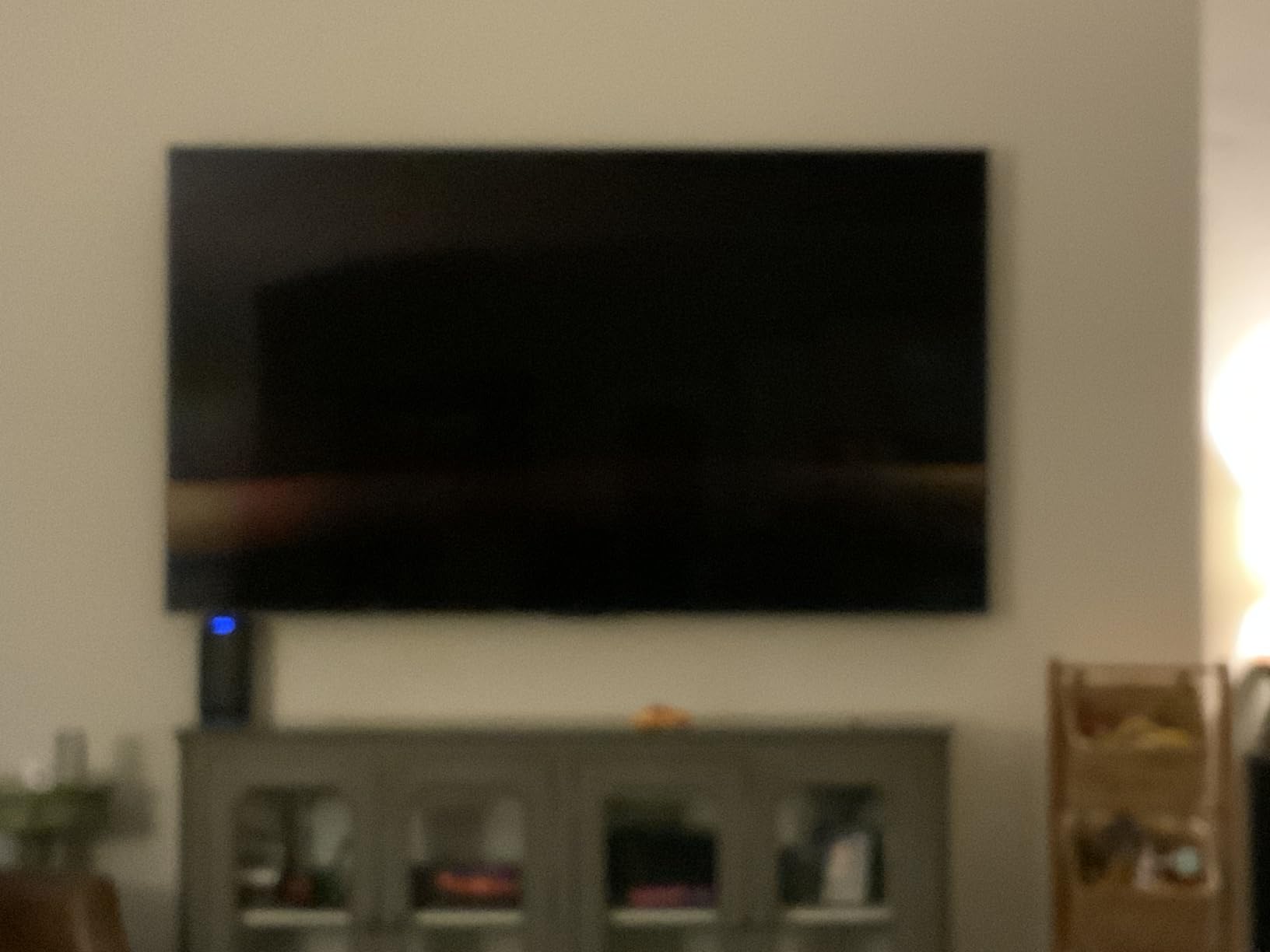 TCL 55 Inch Class QM7L Series | SQD-Mini-LED QLED Smart TV | 55QM7L, 2026 Model | 144Hz | Ultimate Color Ultra Brightness & Contrast | Google AI Bang & Olufsen | Voice Gaming Streaming Television customer photo 2