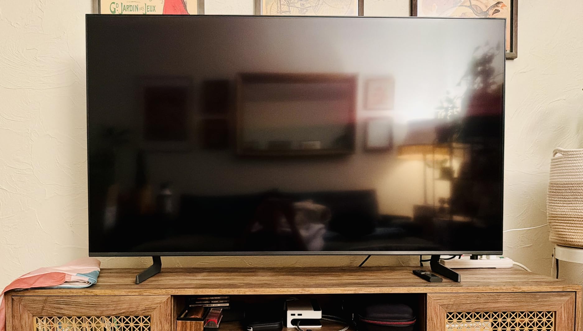Samsung 43-Inch Class QN70H Series, Neo QLED Mini LED, 4K, Smart TV, 2026 customer photo 2