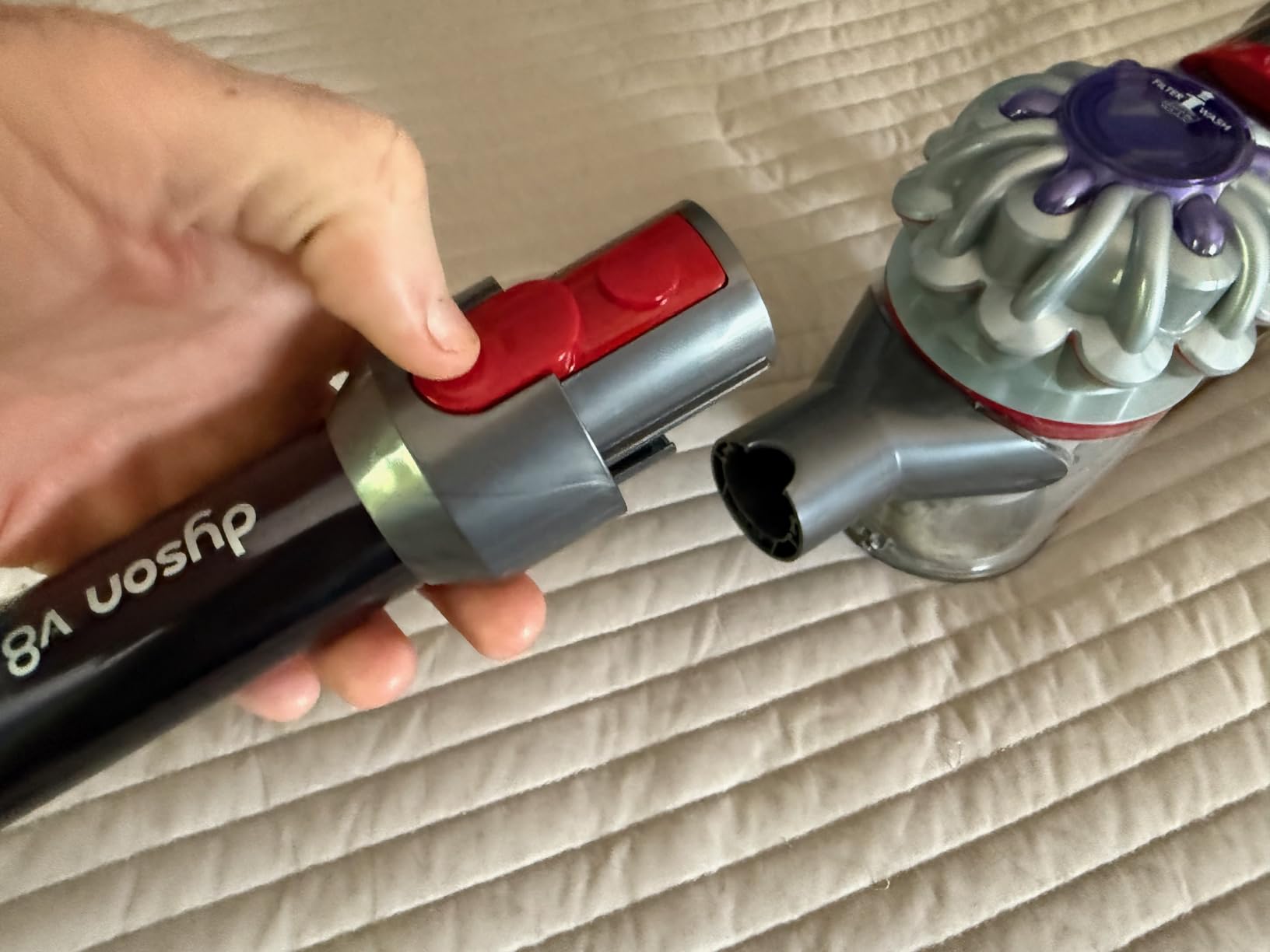 Dyson V8™ Cordless Vacuum customer photo 1