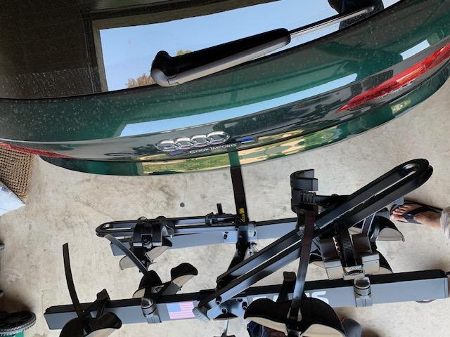 Saris Freedom Hitch Rack – Lightweight Platform Bike Carrier for Car, SUV & Truck – No Frame Contact, Anti-Wobble, E-Bike Compatible – 2 or 4 Bike customer photo 1