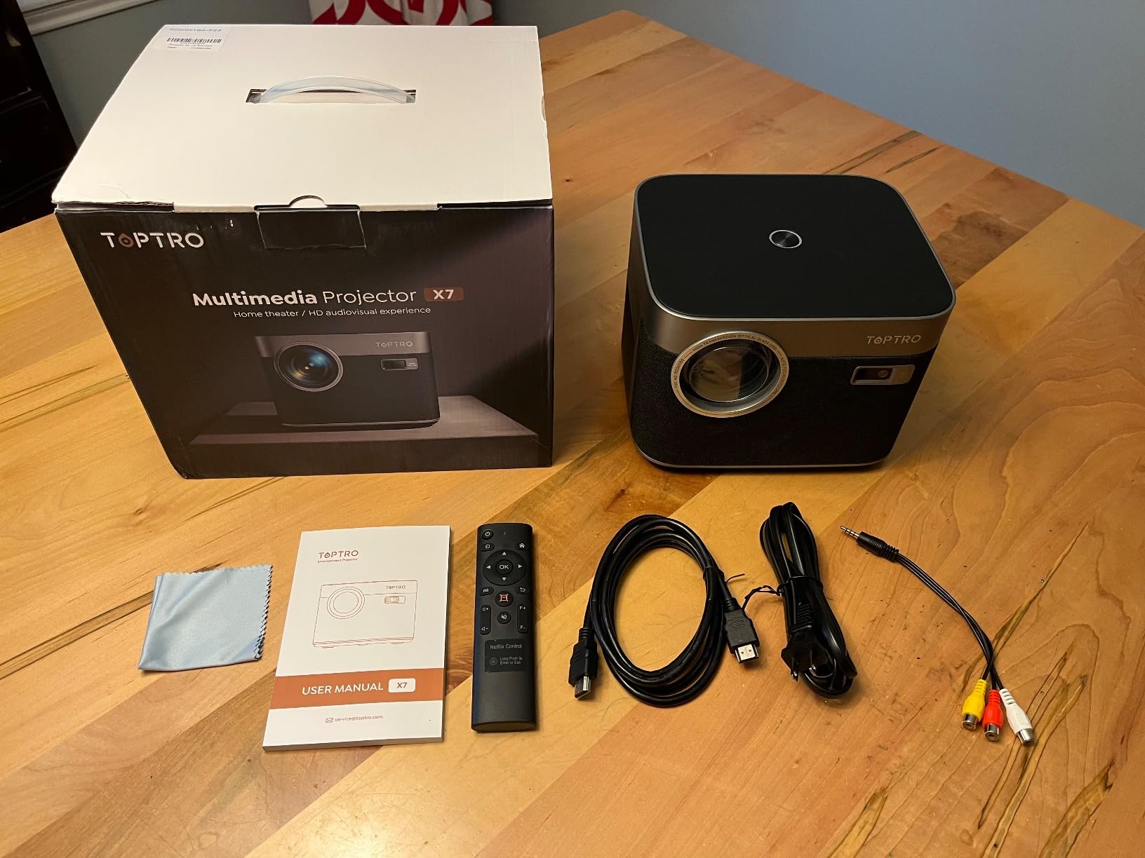 Portable Smart Projector [Bundled with Google TV Stick 14.0 & 4K Support & Dolby] with WiFi and Bluetooth HDR10,Ceiling Mini Movie Short Throw Projector Outdoor Auto Focus for Home Theater Bedroom customer photo 1